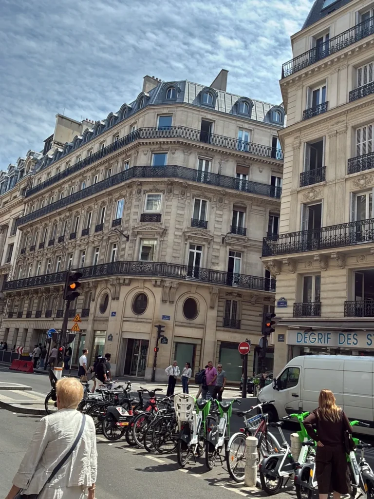 Avocat Claire BRETHEAU (PARIS)