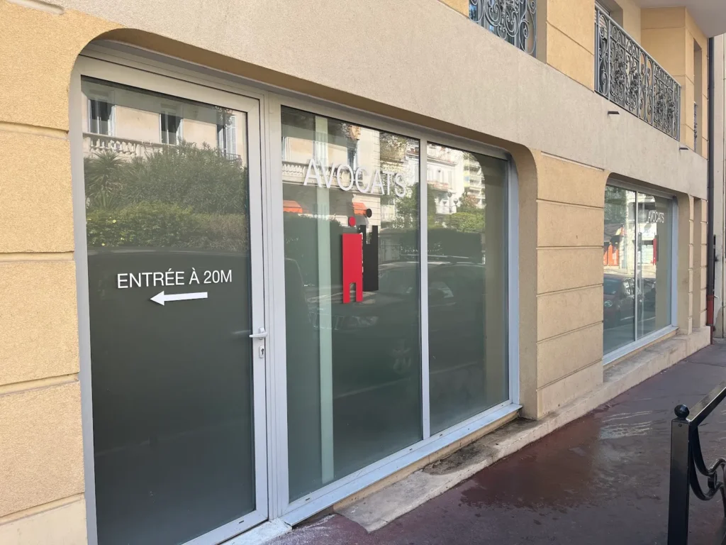 Avocat Laurie DELCLOS (CANNES)
