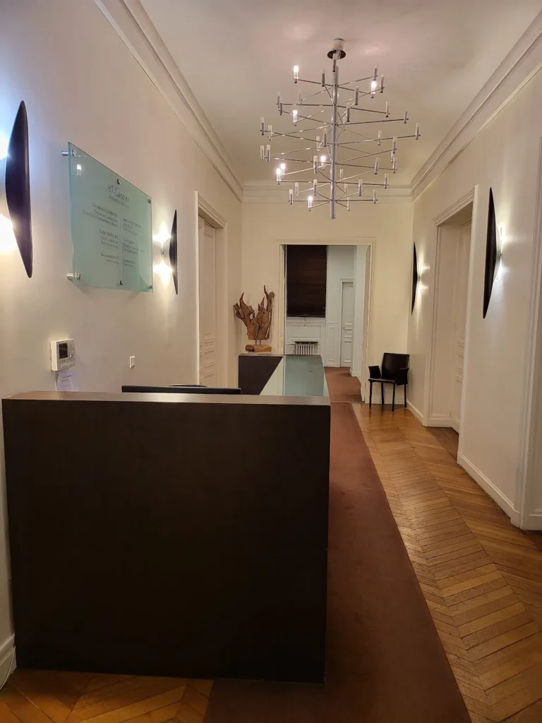 Avocat Corinne FAJGENBAUM (PARIS)