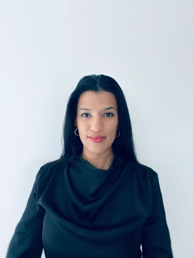 Avocat Asmae KIRIMOV (PAU)