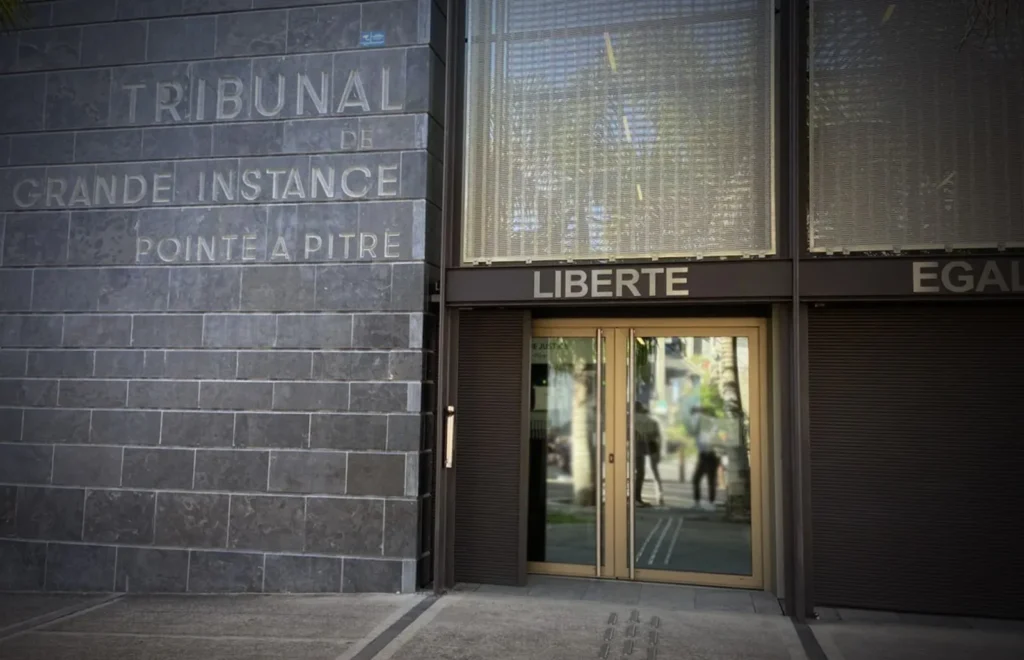 Avocat Alexia MITAINE (POINTE A PITRE)