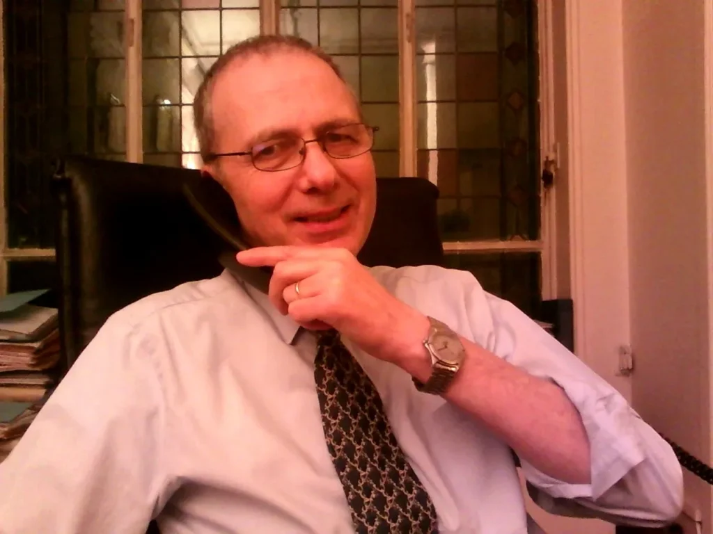 Avocat Yves REMOVILLE (PARIS)