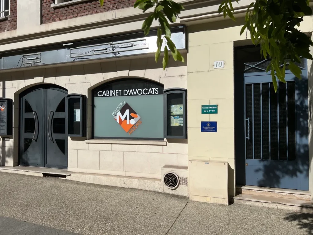 Avocat Maurine STERZ--HALLOO (AMIENS)