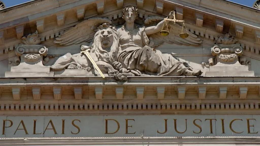 Avocat Perrine WALLOIS (VERSAILLES)